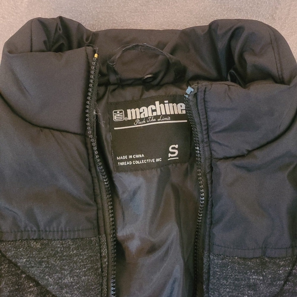 Black Vest - Picture 2 of 3